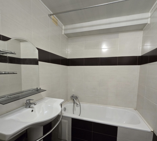 
  Продается 1-комн. квартира, 44 м², Мильчакова ул, д. 45
. Фото 4.