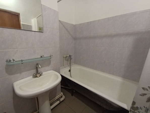 
  Продается 1-комн. квартира, 53.3 м², 26-го Июня ул, д. 20
. Фото 10.