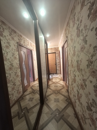 
  Продается 3-комн. квартира, 65 м², Жмайлова ул, д. 23/1
. Фото 3.