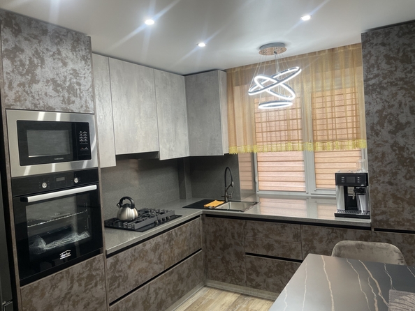 
  Продается 2-комн. квартира, 65 м², 11-я улица ул, д. 76/88
. Фото 14.