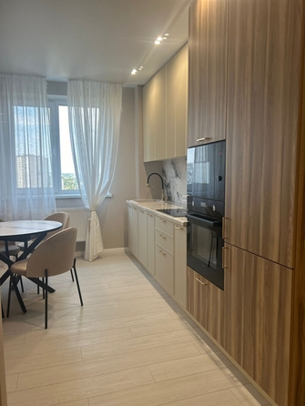 
  Продается 2-комн. квартира, 61 м², Стадионная ул, д. 38
. Фото 1.