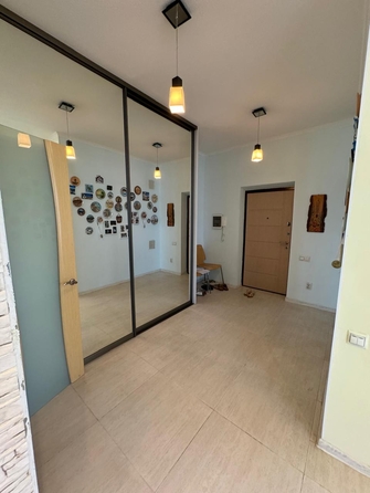 
  Продается 2-комн. квартира, 85 м², 2-я Краснодарская ул, д. 135а
. Фото 6.