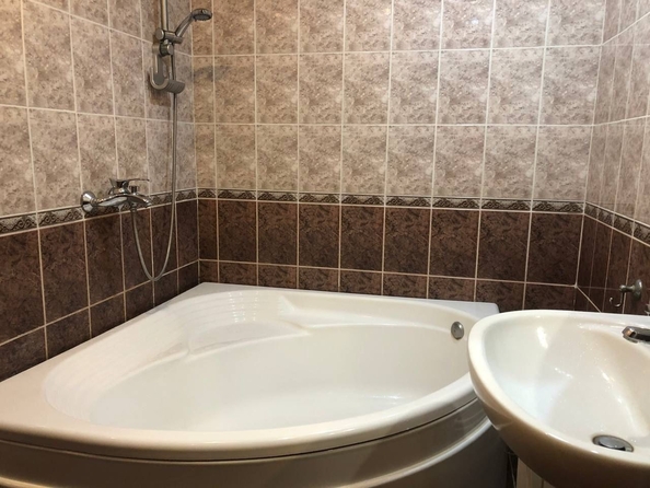 
  Продается 3-комн. квартира, 85 м², Мечникова ул, д. 142а
. Фото 10.