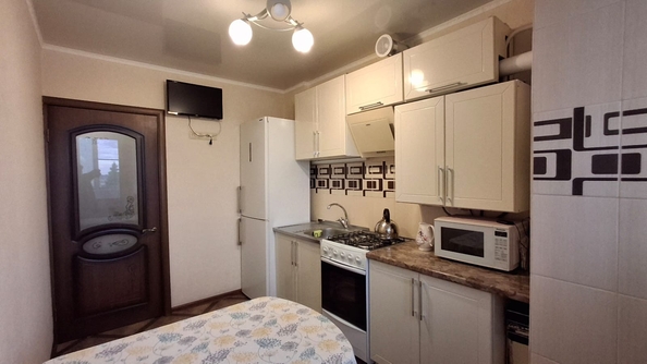 
  Продается 1-комн. квартира, 33 м², Кавказский пер, д. 12
. Фото 1.