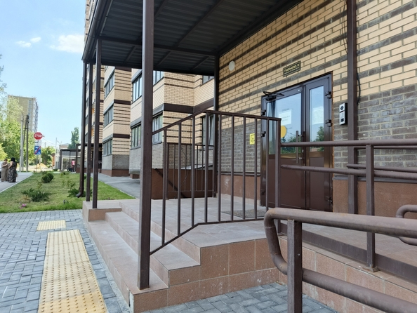 
  Продается 3-комн. квартира, 82 м², 26-я линия ул, д. 35/1
. Фото 43.