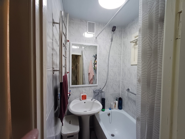 
  Продается 2-комн. квартира, 44 м², 40-летия Победы пр-кт, д. 37
. Фото 9.