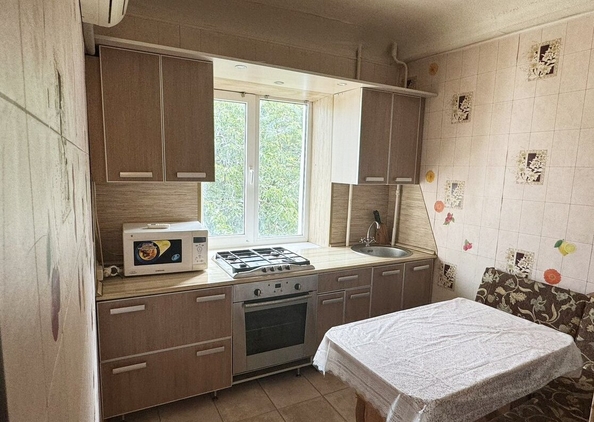 
  Продается 1-комн. квартира, 32 м², Новаторов ул, д. 8
. Фото 5.