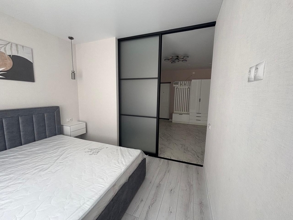 
  Продается 2-комн. квартира, 42 м², Комарова б-р, д. 1
. Фото 5.