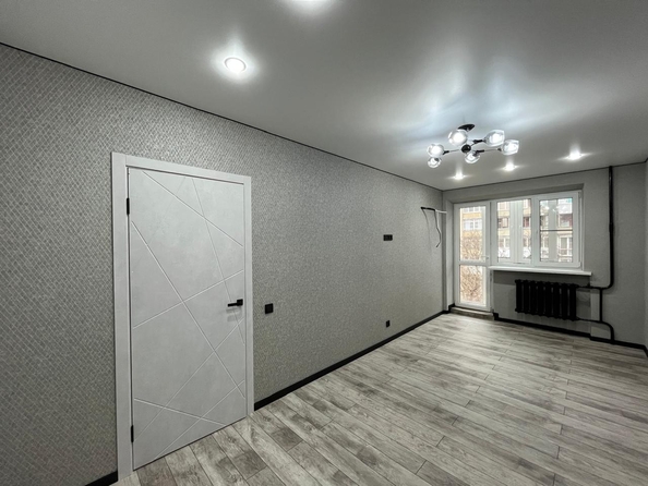 
  Продается 1-комн. квартира, 37 м², Буденновский пр-кт, д. 1
. Фото 3.