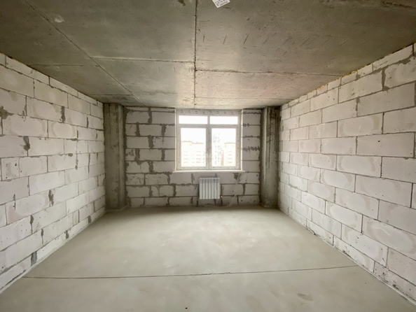 
  Продается 3-комн. квартира, 100 м², 40-летия Победы пр-кт, д. 63
. Фото 1.