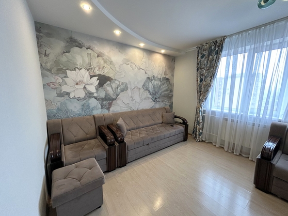 
  Продается 3-комн. квартира, 90 м², Жмайлова ул, д. 4/2
. Фото 4.