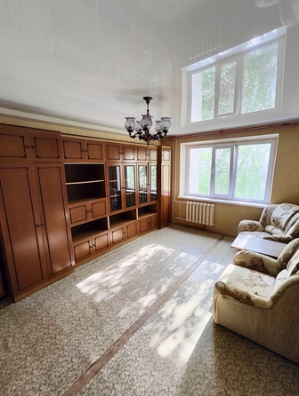 
  Продается 2-комн. квартира, 60 м², 40-летия Победы пр-кт, д. 75
. Фото 1.