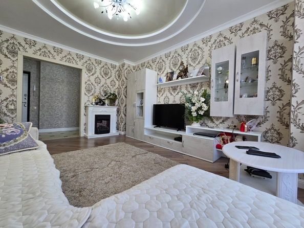 
  Продается 3-комн. квартира, 68 м², Ушинского ул, д. 53
. Фото 5.