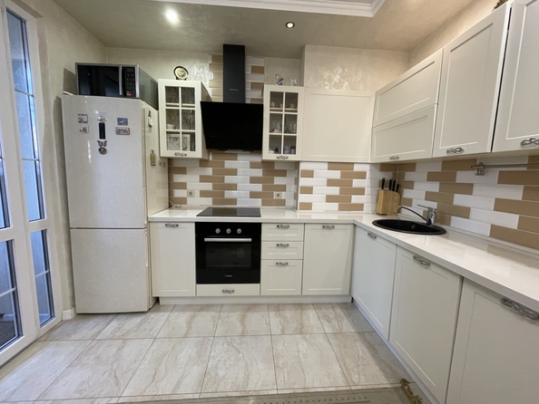 
  Продается 2-комн. квартира, 50 м², Батуринская ул, д. 157/31
. Фото 1.