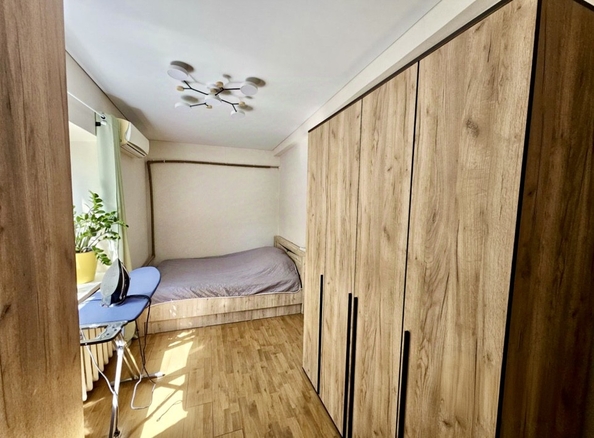 
  Продается 2-комн. квартира, 42 м², Стачки пр-кт, д. 22
. Фото 7.