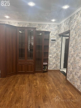 
  Продается 1-комн. квартира, 35 м², Подвойского ул, д. 39
. Фото 4.