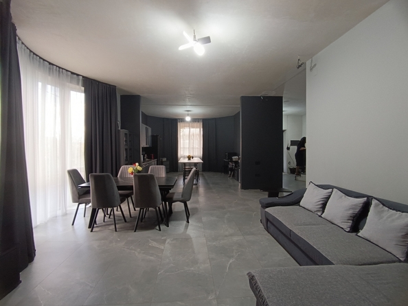
  Продается дом, 315 м², Ростов-на-Дону
. Фото 2.