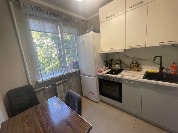 
  Продается 2-комн. квартира, 43 м², Каширская ул, д. 14
. Фото 2.