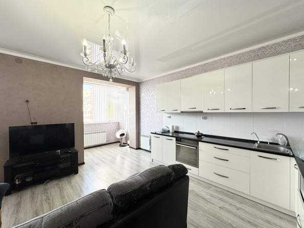 
  Продается 2-комн. квартира, 102 м², Пацаева ул, д. 16
. Фото 1.