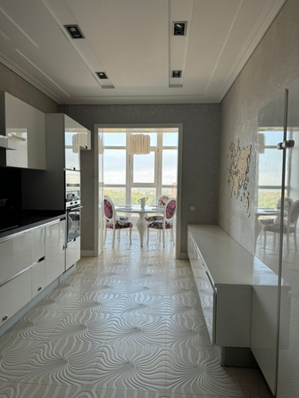 
  Продается 4-комн. квартира, 112 м², 2-я Краснодарская ул, д. 135
. Фото 6.