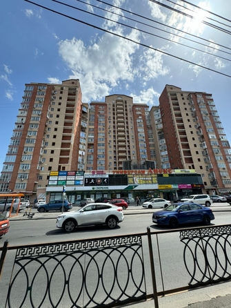 
  Продается 4-комн. квартира, 112 м², 2-я Краснодарская ул, д. 135
. Фото 23.
