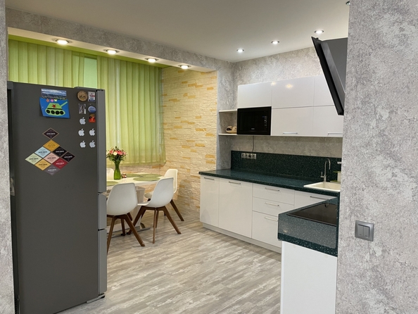 
  Продается 2-комн. квартира, 52.8 м², Шолохова пр-кт, д. 211/1
. Фото 2.