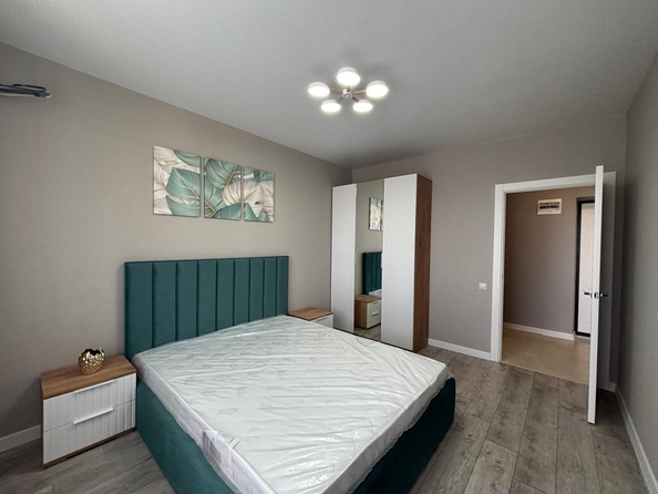 
  Продается 1-комн. квартира, 39 м², Комарова б-р, д. 1
. Фото 1.