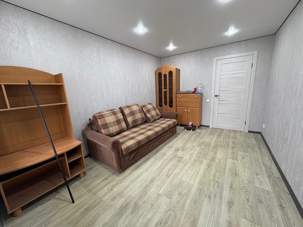
  Сдается 2-комн. квартира, 42 м², Университетский пер, д. 131
. Фото 1.