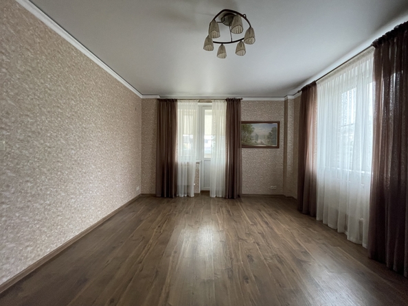 
  Продается 2-комн. квартира, 57 м², Дунаевского пер, д. 17
. Фото 7.