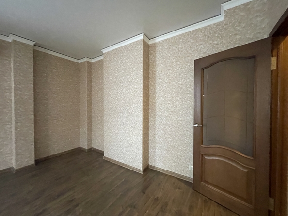 
  Продается 2-комн. квартира, 57 м², Дунаевского пер, д. 17
. Фото 15.