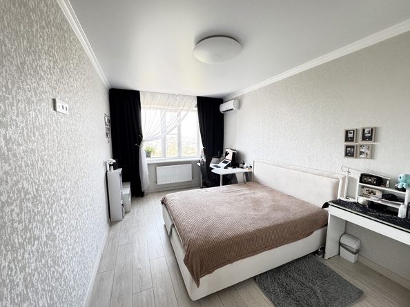 
  Продается 1-комн. квартира, 37.8 м², Берберовская ул, д. 2/101
. Фото 9.