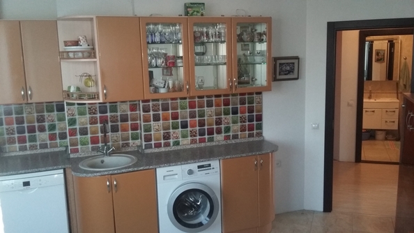 
  Продается 2-комн. квартира, 75 м², Борко ул, д. 10
. Фото 2.