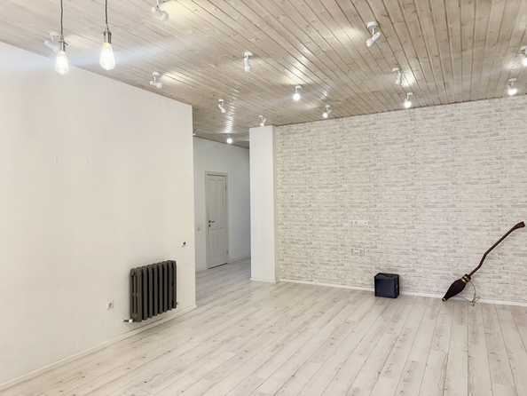 
  Продается 4-комн. квартира, 139 м², Пацаева ул, д. 16/1
. Фото 11.