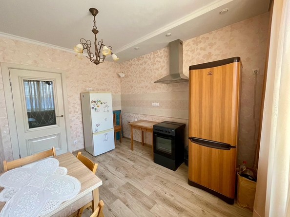 
  Продается 1-комн. квартира, 34 м², Батуринская ул, д. 169
. Фото 1.