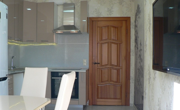 
  Продается 1-комн. квартира, 45 м², Закруткина ул, д. 61
. Фото 2.