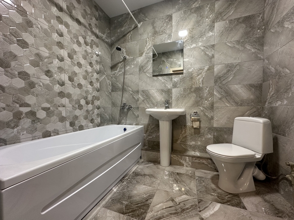 
  Продается 1-комн. квартира, 38 м², 40-летия Победы пр-кт, д. 111/1
. Фото 6.