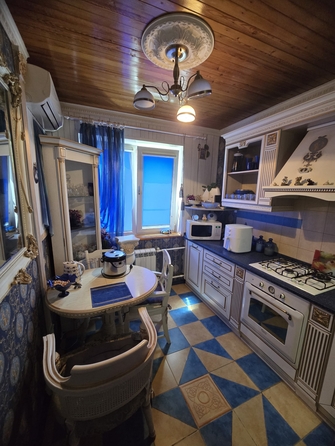 
  Продается 2-комн. квартира, 52 м², Комарова б-р, д. 4
. Фото 7.
