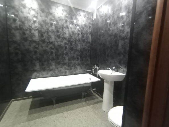 
  Продается 1-комн. квартира, 46.1 м², Крупской ул, д. 82/1
. Фото 11.