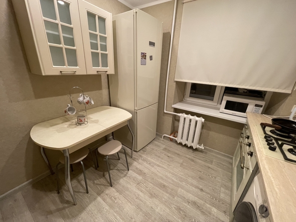 
  Продается 2-комн. квартира, 58 м², Крепостной пер, д. 77
. Фото 9.