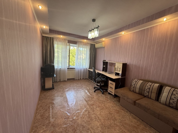 
  Продается 2-комн. квартира, 46 м², 1-я Краснодарская ул, д. 96
. Фото 1.