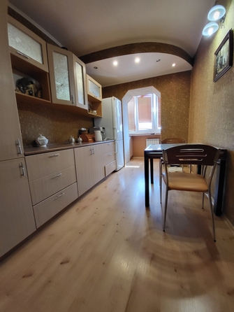 
  Продается 2-комн. квартира, 67 м², Еременко ул, д. 60/12
. Фото 8.