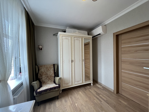 
  Продается 3-комн. квартира, 92 м², 18-я линия ул, д. 3
. Фото 15.