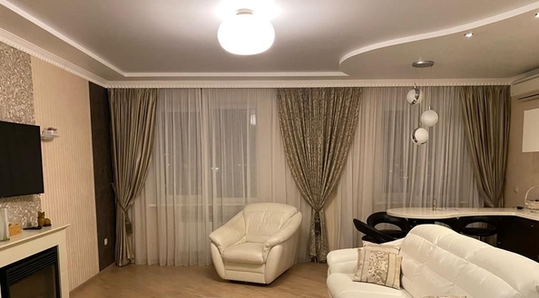 
  Продается 2-комн. квартира, 70 м², Народного Ополчения ул, д. 215
. Фото 4.
