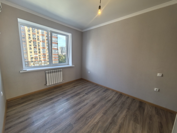 
  Продается 1-комн. квартира, 28.1 м², Берберовская ул, д. 28
. Фото 12.