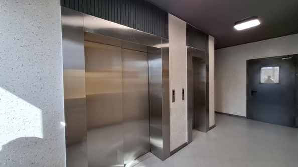 
  Продается 2-комн. квартира, 67 м², Берберовская ул, д. 9
. Фото 8.