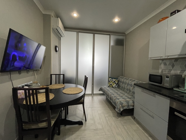 
  Продается 2-комн. квартира, 42 м², 2-я Баррикадная ул, д. 4
. Фото 12.
