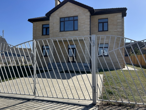 
  Продается дом, 229 м², станица Старочеркасская
. Фото 1.