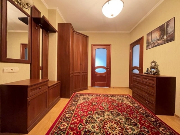 
  Продается 4-комн. квартира, 143 м², Петрашевского ул, д. 36
. Фото 7.