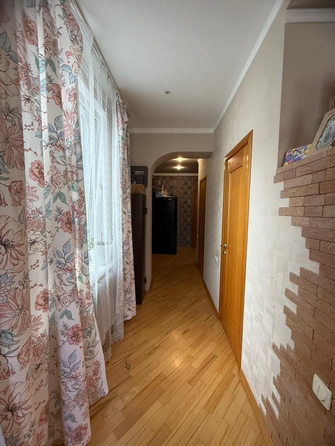 
  Продается 4-комн. квартира, 99 м², Жмайлова ул, д. 27
. Фото 13.