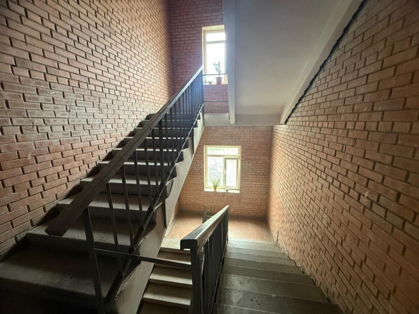 
  Продается 4-комн. квартира, 99 м², Жмайлова ул, д. 27
. Фото 17.